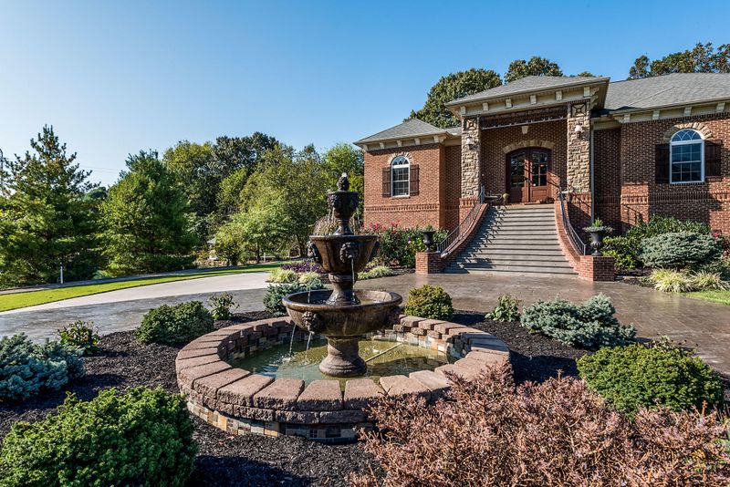 7623 Rio Grande Dr, Powell, TN 37849