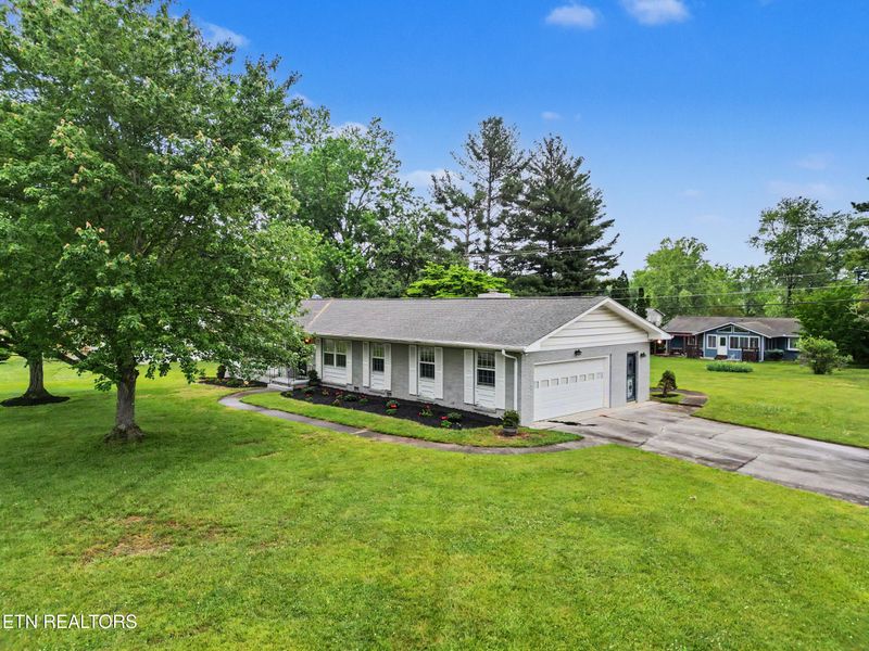 7624 Berkshire Blvd, Powell, TN 37849