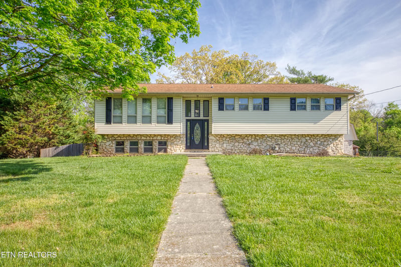 7624 Sagefield Dr, Knoxville, TN 37920