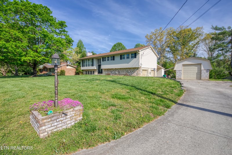 7624 Sagefield Dr, Knoxville, TN 37920