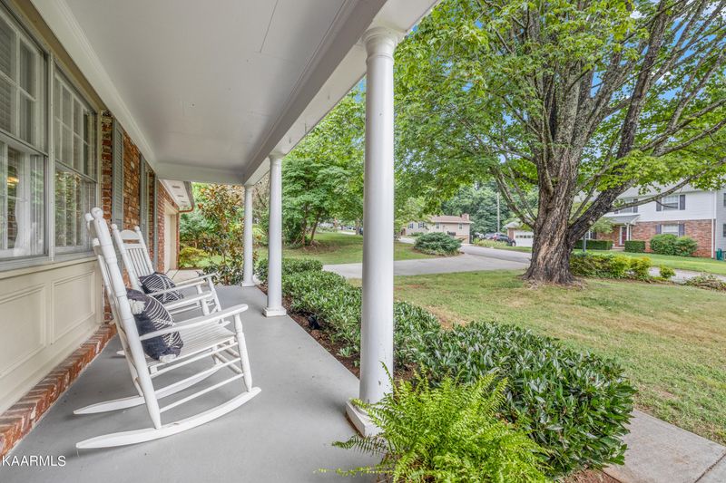 7624 Twining Dr, Knoxville, TN 37919