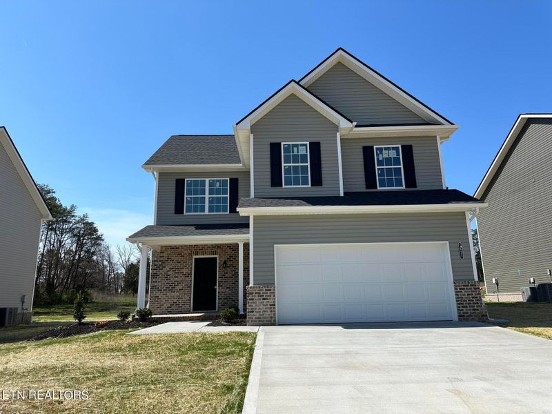 7625 Honey Oaks Rd, Corryton, TN 37721