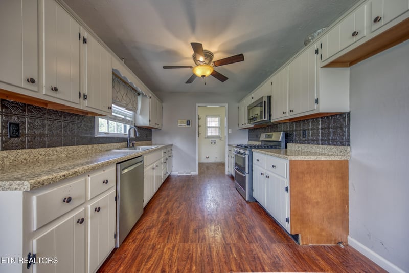 7629 Berkshire Blvd, Powell, TN 37849