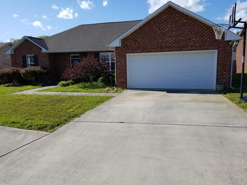 7629 Preston View Dr, Corryton, TN 37721