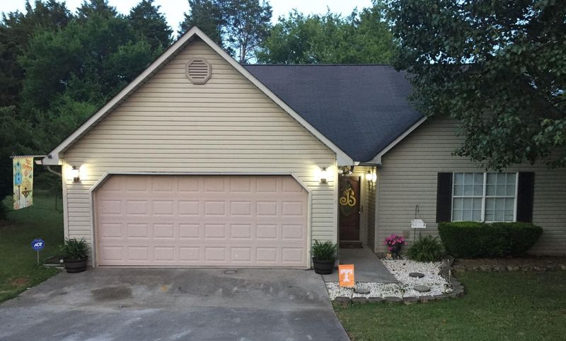 7633 Berrycoat Dr, Corryton, TN 37721