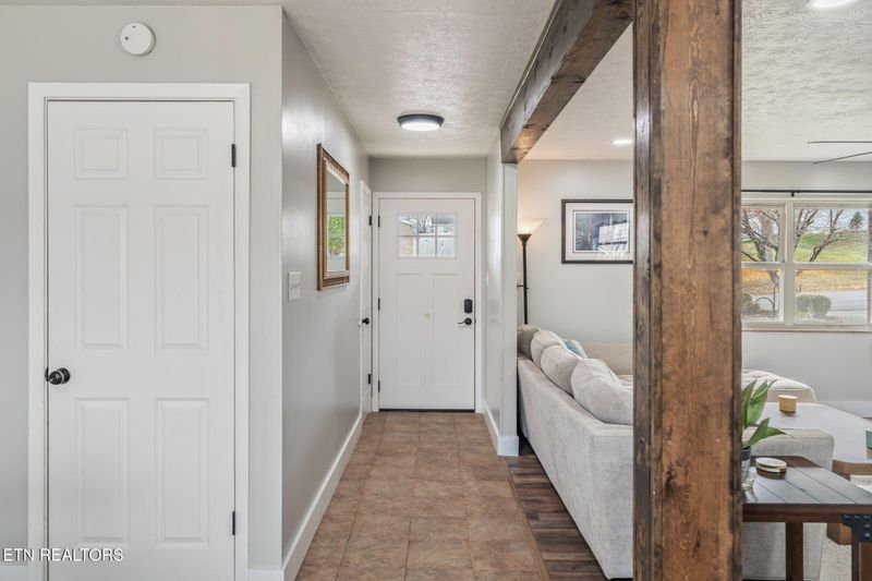 7637 Cranley Rd, Powell, TN 37849