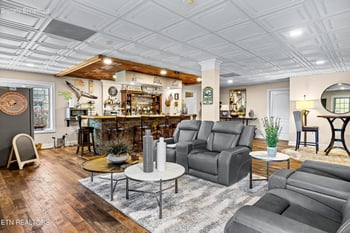 7641 Powderhorn Tr, Townsend, TN 37882
