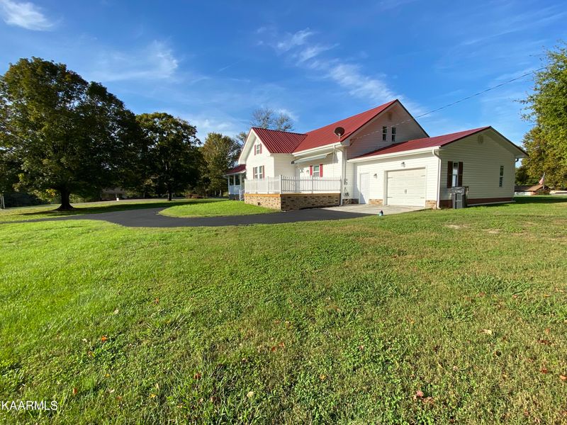 7644 Greenbriar Rd, Talbott, TN 37877