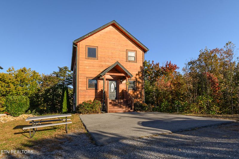 766 Park Vista Way, Gatlinburg, TN 37738