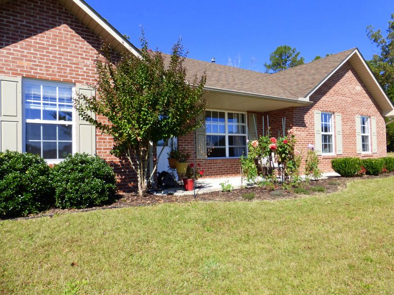 7668 Applecross Rd, Corryton, TN 37721