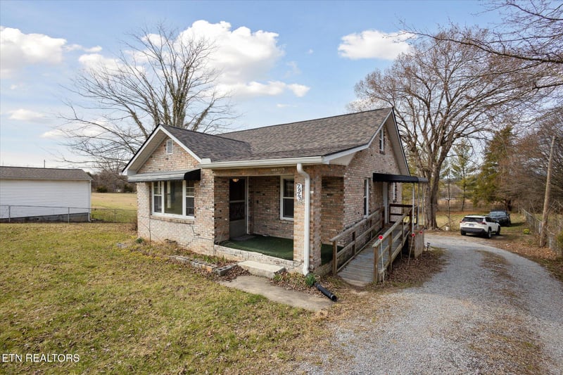 7675 E Andrew Johnson Hwy, Whitesburg, TN 37891