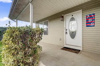 768 Harvest Meadows Dr, Kodak, TN 37764