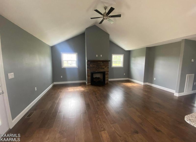 769 Colby Cir, Crossville, TN 38571