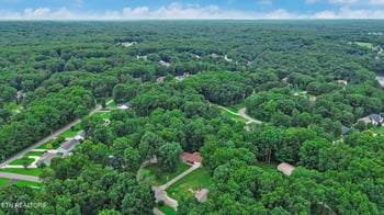 77 Mulberry Cir, Crossville, TN 38555