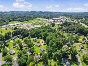 7700 Bridgette Cir, Knoxville, TN 37920