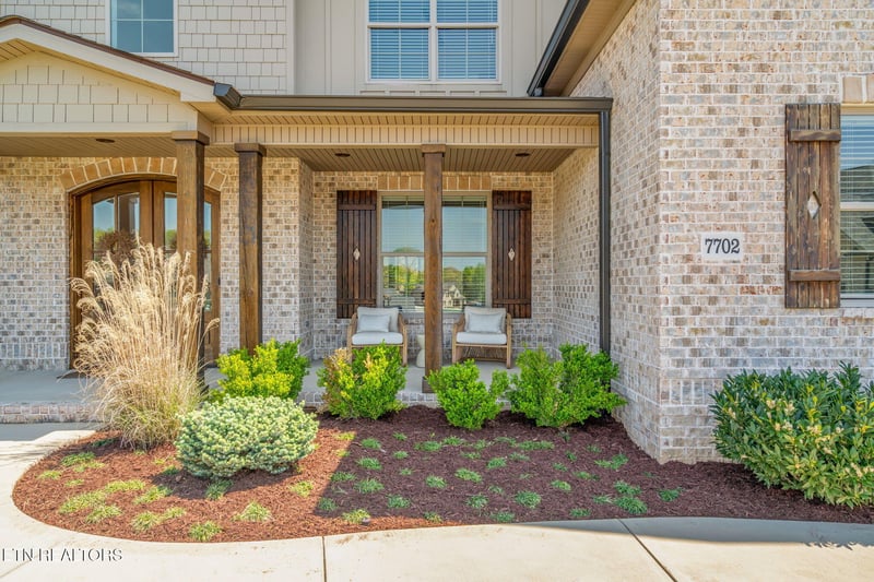 7702 Madgewood Ln, Knoxville, TN 37909