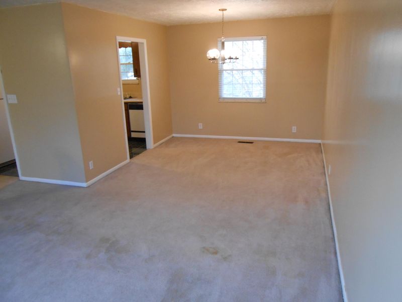 7705 E Emory Rd, Corryton, TN 37721