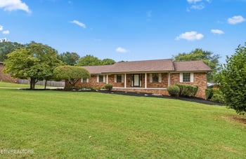 7707 E Ogg Rd, Knoxville, TN 37938