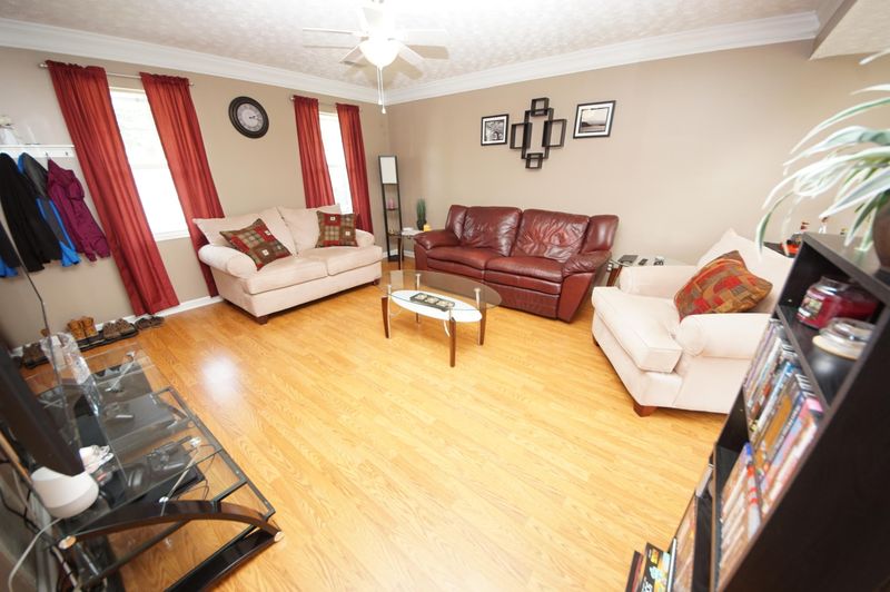 7708 Drawbridge Ct, Powell, TN 37849