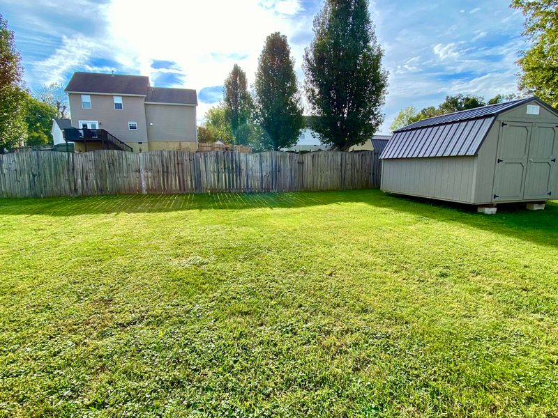 7708 Gilmore Ln, Corryton, TN 37721