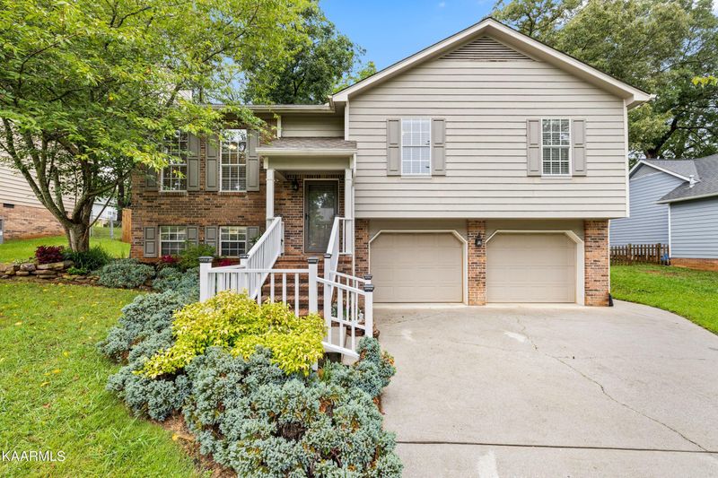 7708 Water Tower Rd, Knoxville, TN 37920