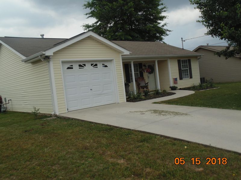 7709 Ralph Youmans Rd, Corryton, TN 37721