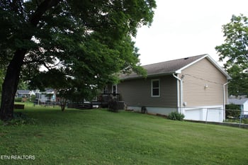 7709 Windsong Rd, Powell, TN 37849