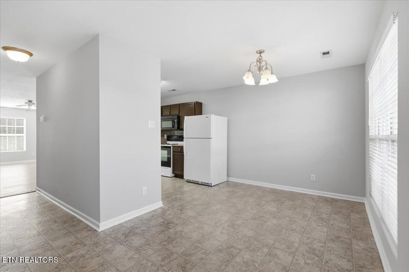 771 Casey Ln, Maryville, TN 37801