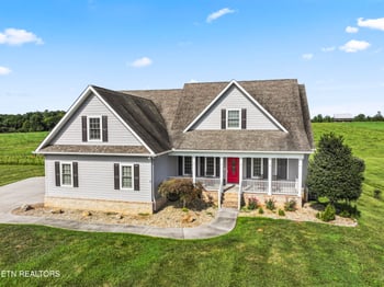 771 Majestic Mountains Blvd, Walland, TN 37886