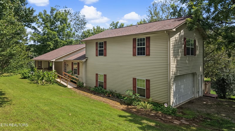 7712 Berry Williams Rd, Townsend, TN 37882