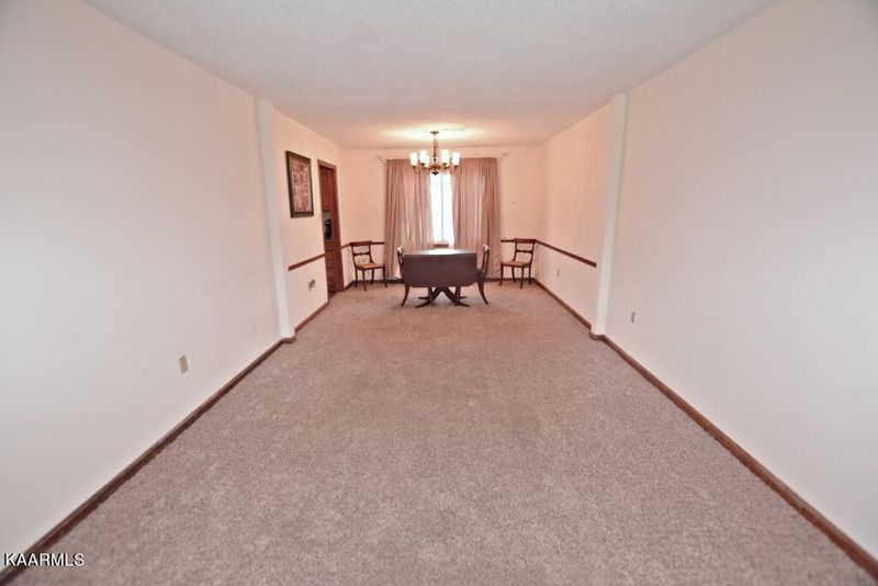 7712 Camberley Dr, Powell, TN 37849