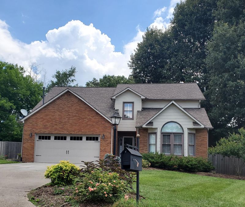 7712 Holcombridge Blvd, Powell, TN 37849