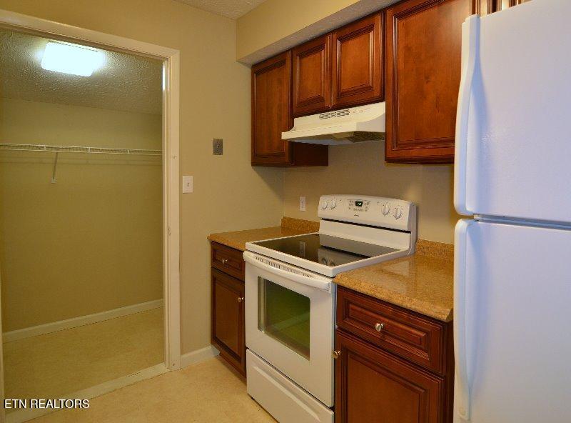 7715 Pinner Dr #1 & 2, Knoxville, TN 37919