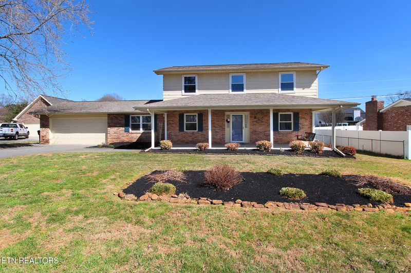 7716 Camberley Dr, Powell, TN 37849