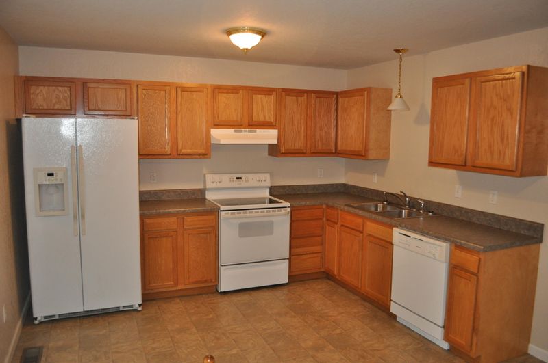 7716 Mcdaniel Rd, Knoxville, TN 37924