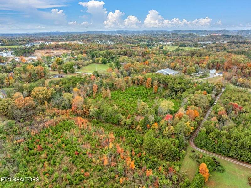 7716 Strawberry Plains Pike, Knoxville, TN 37924