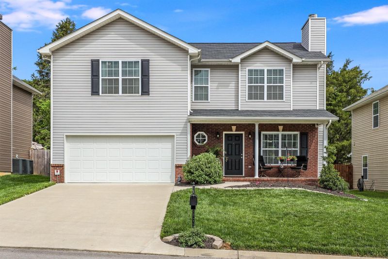 7717 Budding Vine Ln, Knoxville, TN 37931