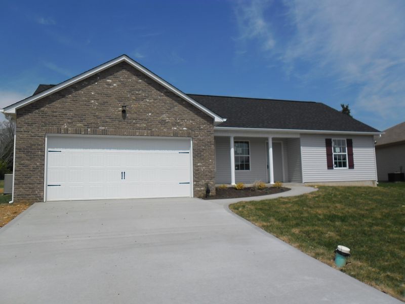 7718 Longshanks Rd, Corryton, TN 37721