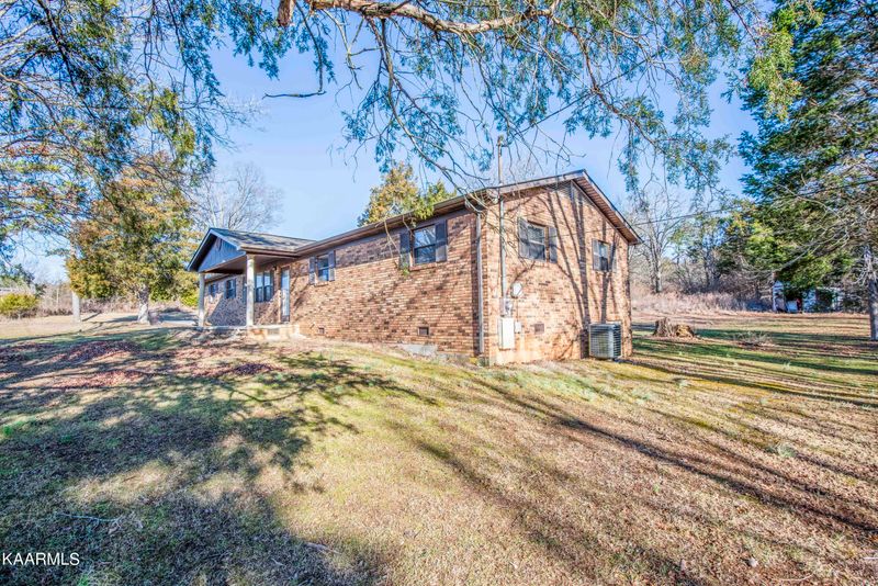 7720 Quarry Rd, Knoxville, TN 37938