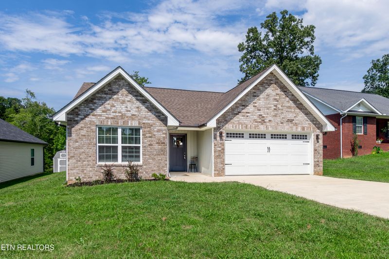 7729 Bell Stanley Rd, Powell, TN 37849