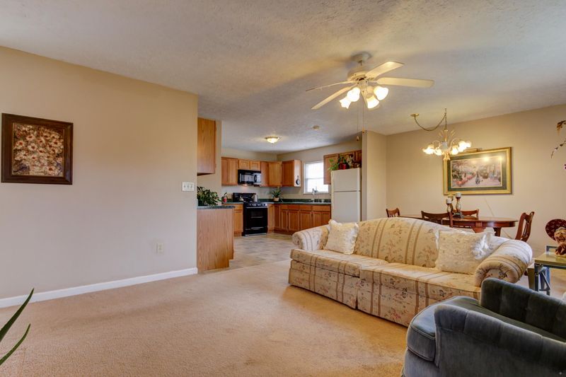 773 Laurel Ridge Rd, Clinton, TN 37716