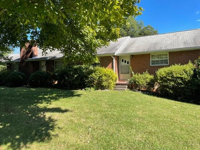 7730 Collier Rd, Powell, TN 37849