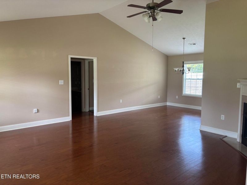 7731 Gilmore Ln, Corryton, TN 37721