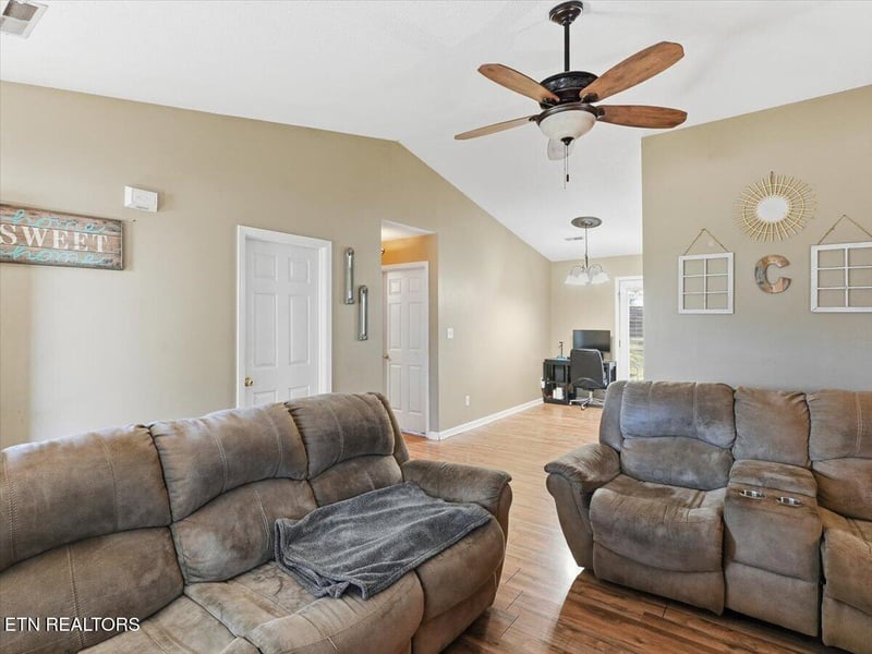 7732 Ralph Youmans Rd, Corryton, TN 37721