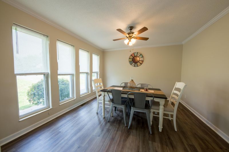 7733 Ashley Rd, Powell, TN 37849