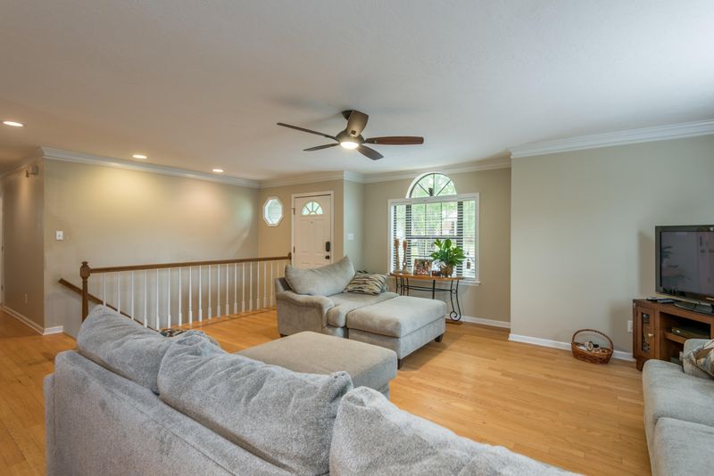 7733 Maida Vale Cir, Powell, TN 37849