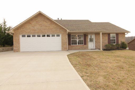 7734 Applecross Rd, Corryton, TN 37721