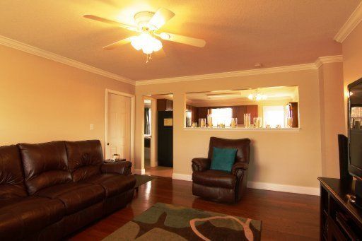 7734 Applecross Rd, Corryton, TN 37721