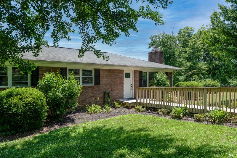7734 Collier Rd, Powell, TN 37849
