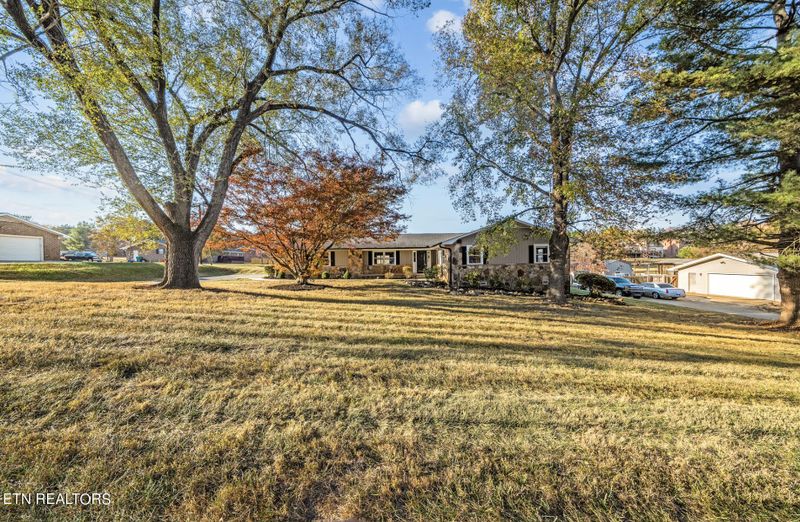 7734 Hoff Ln, Knoxville, TN 37938